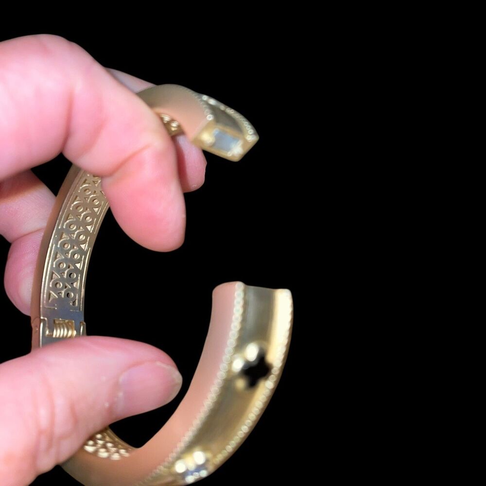 NWT Brushed Gold Tone Enamel Black Clover Hinged Bangle Bracelet - Picture 4 of 5